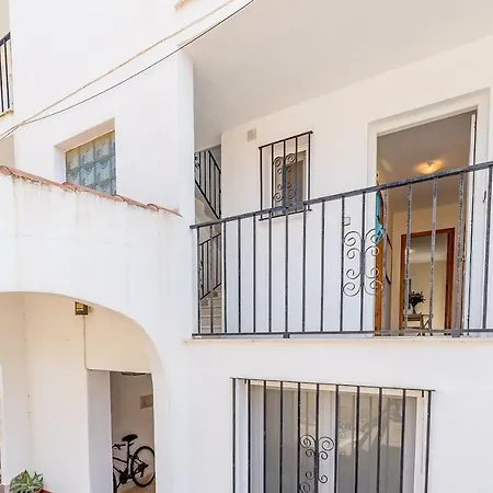 Coqueto Apartamento Junto Al Mar